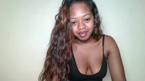 rochellinah online show from June 5, 2:00 pm