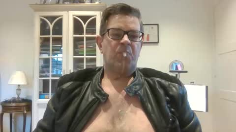 Roef online show from January 6, 12:57 pm