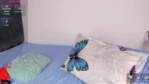 rojita30 online show from December 4, 5:07 am