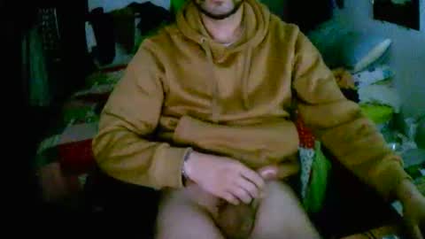 Snapshot of roketero93 chatting on February 16, 10:43 am roktero 90 online show from February 16, 10:43 am