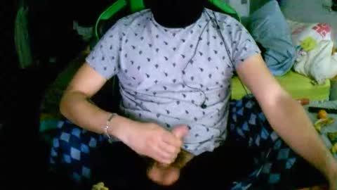 Snapshot of roketero93 chatting on December 9, 4:58 pm roktero 90 online show from December 9, 4:58 pm