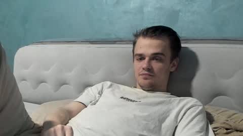 taylor fox online show from December 19, 6:25 pm