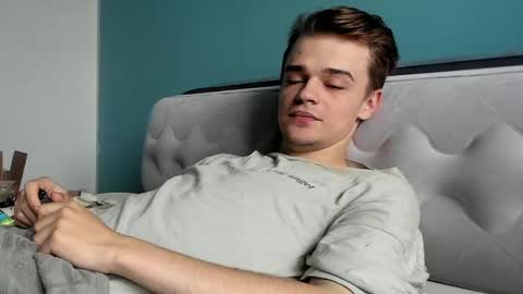 taylor fox online show from September 22, 11:58 am