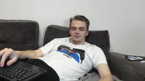 taylor fox online show from March 4, 5:45 pm