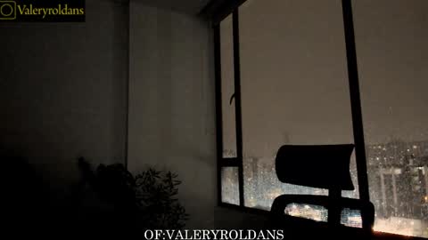 Snapshot of roldansvalery chatting on March 12, 2:41 am Valery Roldans online show from March 12, 2:41 am
