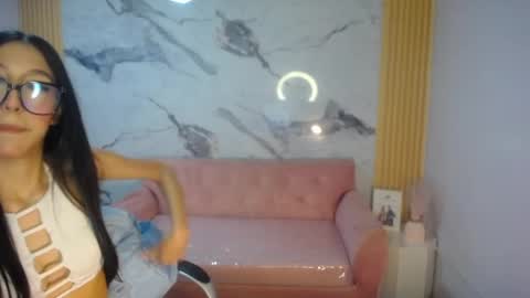 Roma  online show from March 30, 1:44 pm