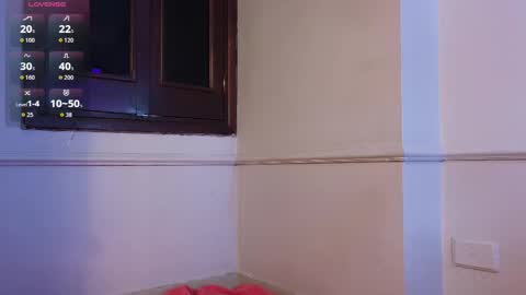   online show from November 3, 11:44 am