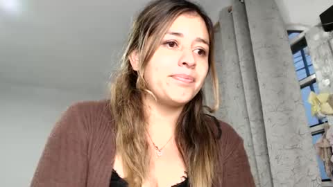 RomancewomanMX online show from February 21, 12:27 am