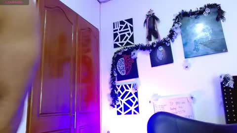 Roman online show from October 24, 10:32 pm