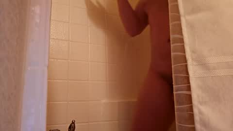 romanteeks online show from February 26, 5:31 pm