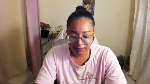 Is A Belle online show from July 9, 4:16 am