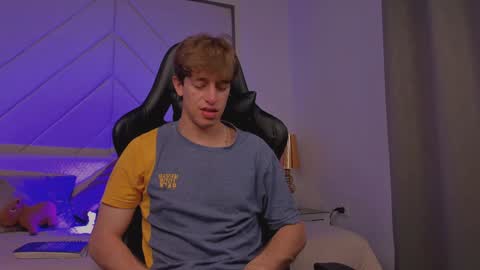 Romeo Ricci online show from January 12, 5:03 am