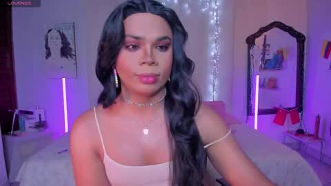 Romi Rouse online show from January 7, 3:00 am