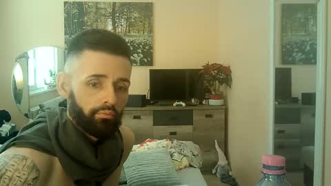 romulus7777 online show from December 28, 9:31 am