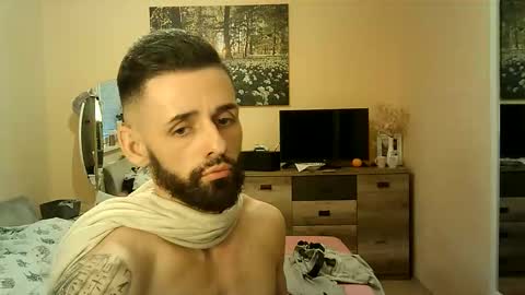 romulus7777 online show from November 28, 2:46 pm