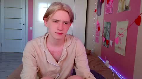 Ron online show from April 9, 6:19 am