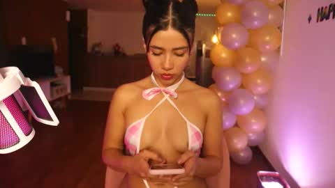 Roni online show from April 8, 3:42 am