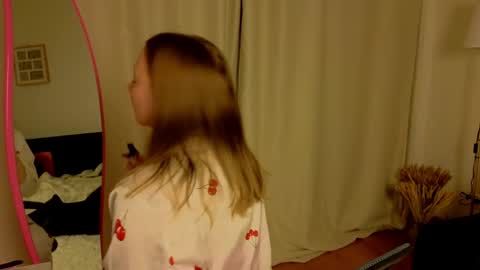 ronnycookie_ online show from April 12, 5:06 pm