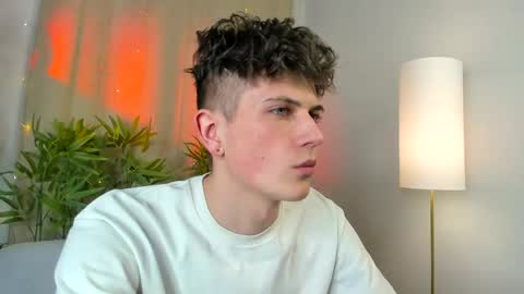 Rony online show from April 21, 8:27 pm