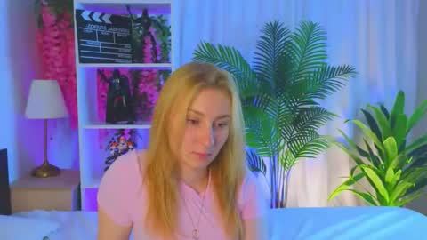 rosaliehandley online show from June 8, 8:59 am
