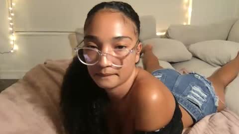 Rosalina online show from September 17, 5:55 am