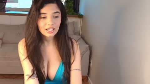 Rose online show from June 12, 11:09 am
