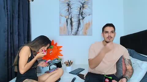 Rose And Dom online show from January 9, 1:18 am