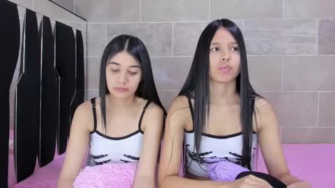 Rose y Miah online show from February 24, 7:11 am