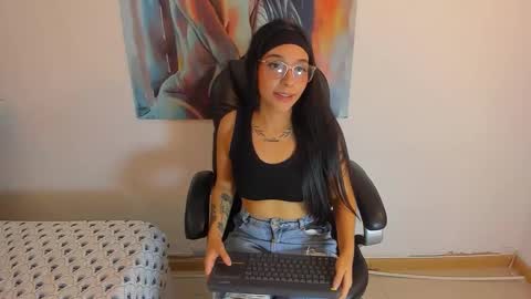 roseaurora online show from October 24, 2:07 pm