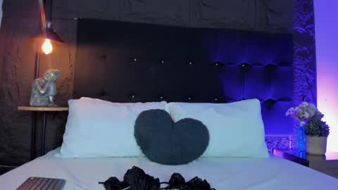 Rose  online show from April 17, 4:04 am