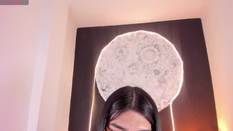 Rose online show from November 29, 1:52 pm