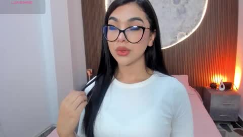 Rose online show from March 26, 1:05 pm