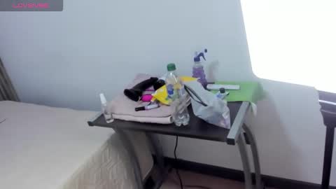 roseeluna online show from March 19, 9:20 pm