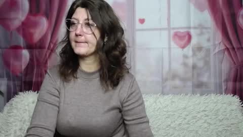 RoseHille online show from February 28, 6:06 am