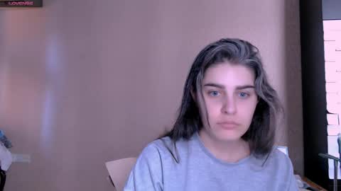 Snapshot of roselina_ chatting on October 7, 10:22 am Rose online show from October 7, 10:22 am