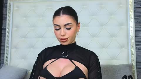 Gabriela online show from April 7, 7:05 pm