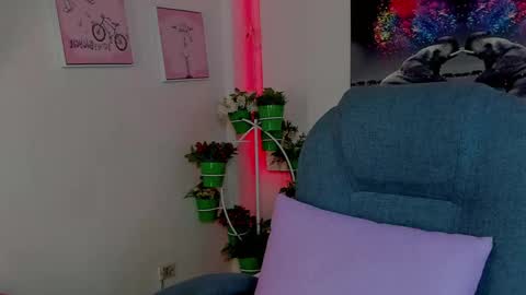 rosi_cooper online show from October 5, 12:46 pm