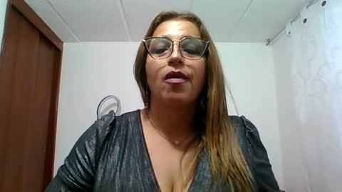 Snapshot of rossanalionheart chatting on February 24, 10:58 pm Rossana online show from February 24, 10:58 pm