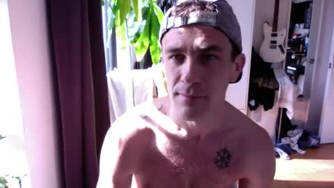 RossCollab online show from November 17, 4:09 pm