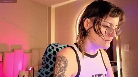 rossiie_hunt_ online show from June 16, 12:31 pm