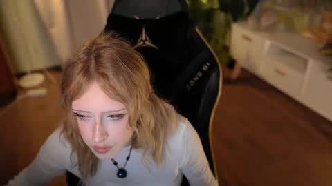 Snapshot of rosy_petal chatting on September 11, 10:55 pm rosy_petal online show from September 11, 10:55 pm