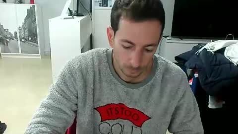 Snapshot of roubarixx chatting on January 14, 8:41 am roubarixx online show from January 14, 8:41 am