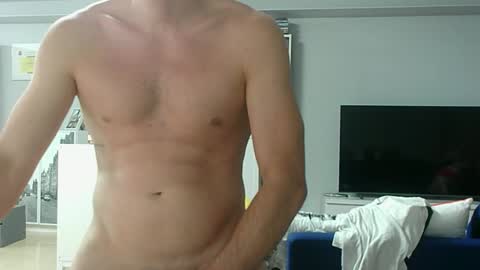 Snapshot of roubarixx chatting on September 9, 1:33 pm roubarixx online show from September 9, 1:33 pm