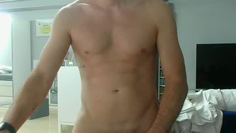 Snapshot of roubarixx chatting on October 8, 8:42 am roubarixx online show from October 8, 8:42 am