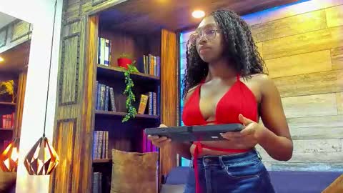 rouselux online show from March 3, 11:50 am