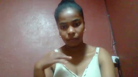 rovaelyah online show from March 6, 2:43 am