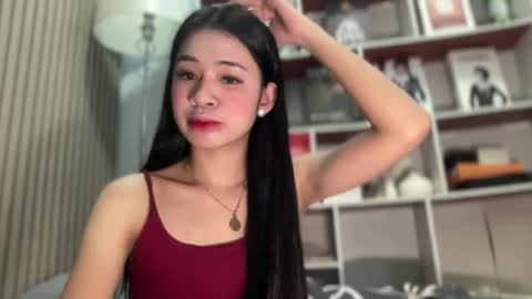 roweena online show from July 30, 12:50 pm