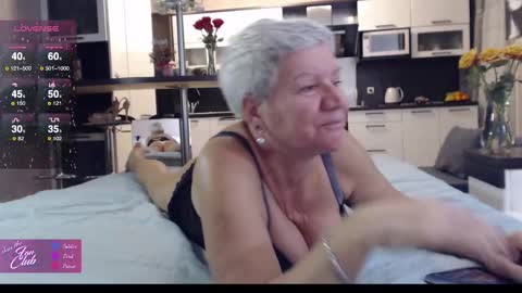 Roxana online show from October 31, 3:56 pm