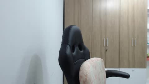 Roxana online show from June 26, 2:06 am