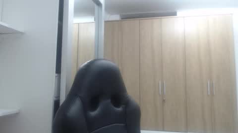 Snapshot of roxanalove7 chatting on February 20, 4:07 am Roxana online show from February 20, 4:07 am